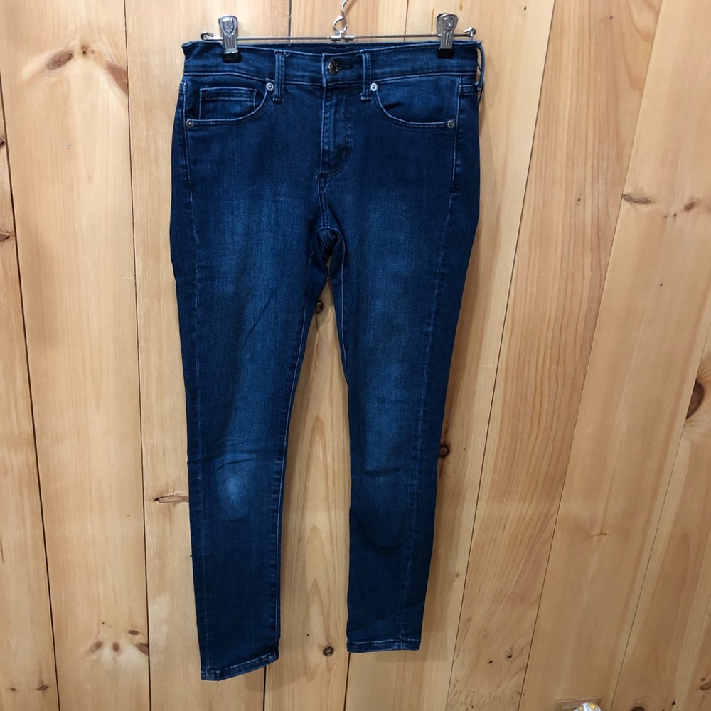 Banana Republic Women’s Skinny Jeans.